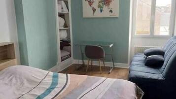 5 chambres, fer et planche à repasser, Wi-Fi