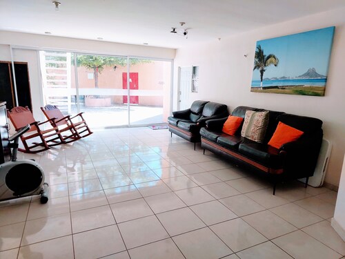 Excellent independent room 11, centrally located, independent and autonomous
