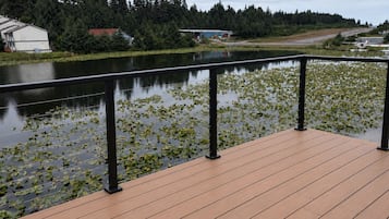 Luxury Single Room, Lake View | Terrace/patio