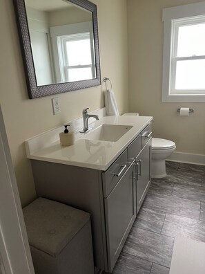 Bathroom - Legendary Lodge - village of Lancaster (Lancaster)