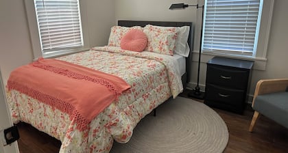 Fabulous 3-bedroom farmhouse hidden near charming McMinnville