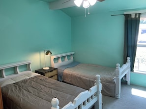Iron/ironing board, WiFi, bed sheets - Peaceful 4-bedroom house with EV charger in charming Ojai (Ojai)