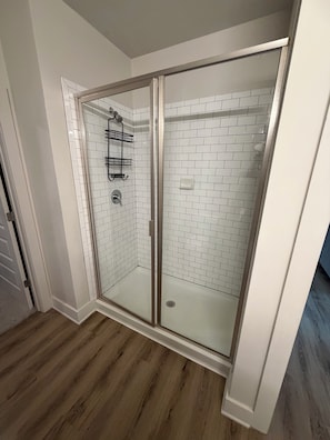 Bathroom - Modern King Suite Near Mercedes-Benz Stadium (Decatur)