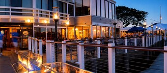 The Ultimate Luxury Coastal Houseboat Experience at Jodoin Marina -Sleeps 4!