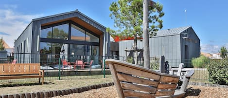 House | Property grounds