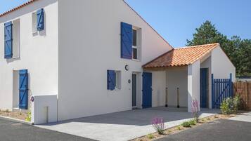 House | Exterior