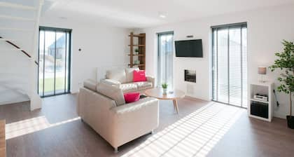 Villa in Tholen With Private Garden