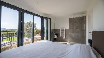 3 bedrooms, individually furnished