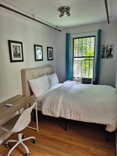 Elegant 1-bedroom apt. in a Classic Brooklyn Brownstone with private backyard