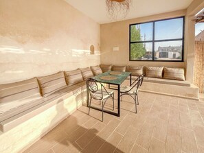 Dining - Villa Aisha . Private Pool & Garden Retreat – 20 min from Essaouira (Essaouira)