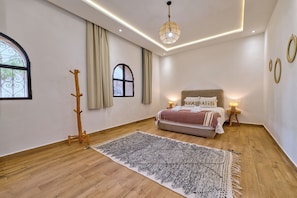 3 Schlafzimmer, Bügeleisen/Bügelbrett, kostenloses WLAN