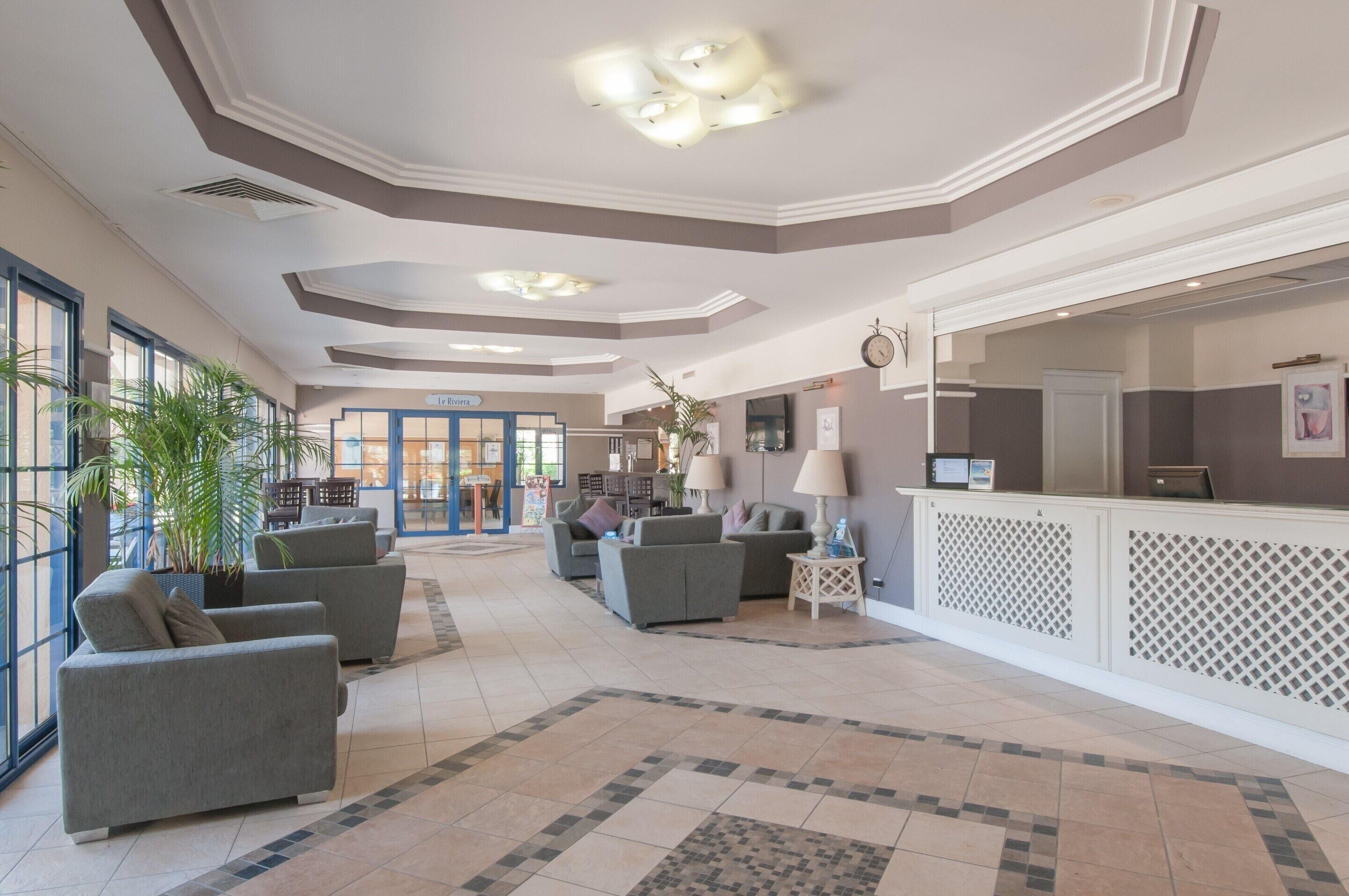 Casa | Lobby