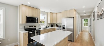Five75 Lux Prov PC - Master Suite