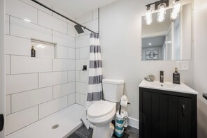 Dusche, Haartrockner, Seife