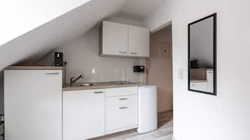 Refrigerador, horno, placa de cocina, lavavajillas