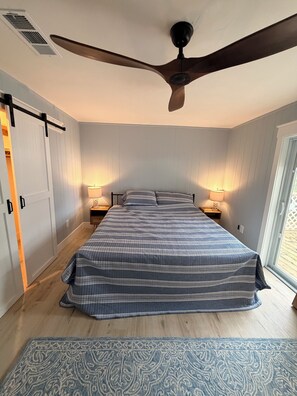 Room - Modern Lakefront Getaway ,Family Friendly & Relaxing (Keystone Heights)
