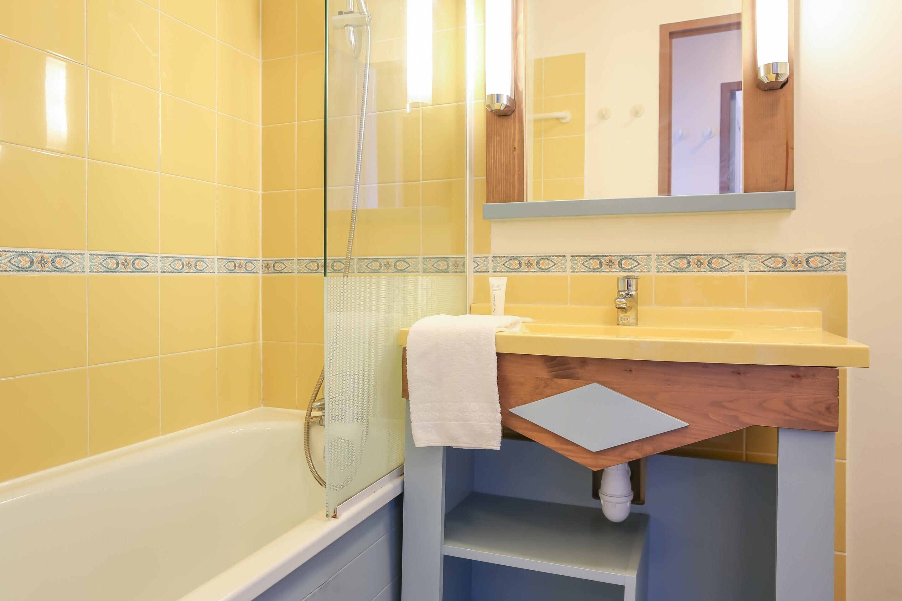 House | Bathroom