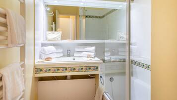 Apartment | Badezimmer