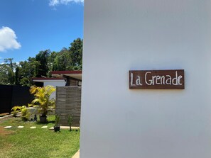 Exterior detail - Vrbo Property (Goyave)