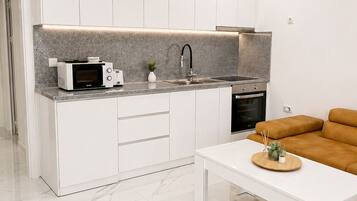Apartemen, pemandangan kebun | Interior