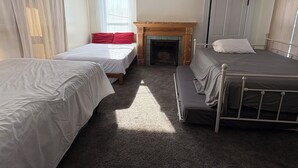 Unclassified image, 5 of 6, button - Traditional Bed & Breakfast in Irvine KY with Swimming pool, Wi-Fi Room 3 (Irvine)