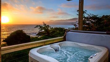 Apartment, Ocean View | Outdoor spa tub