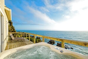 Apartment, Ocean View | Iron/ironing board, free WiFi