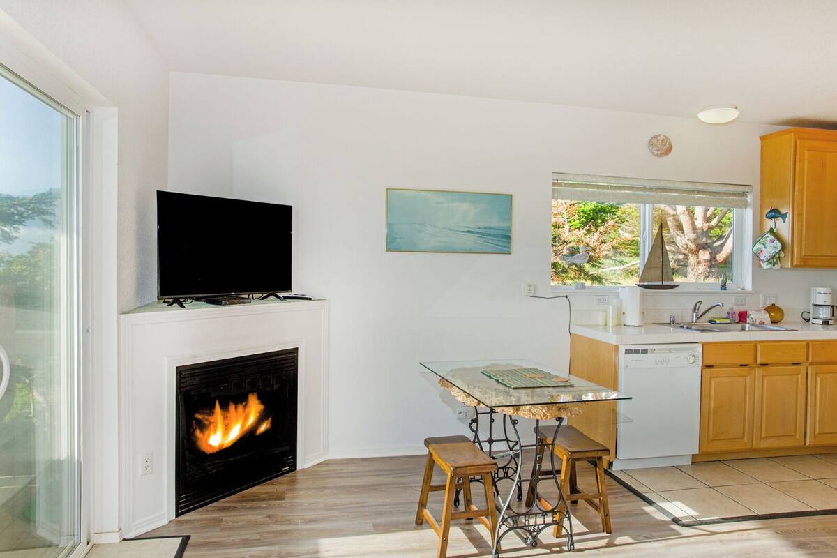 Apartment, Ocean View | Private kitchen