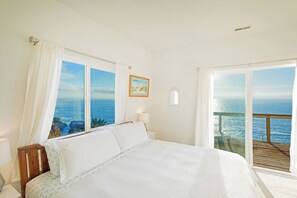 Iron/ironing board, free WiFi - Cliff House (Whitethorn)