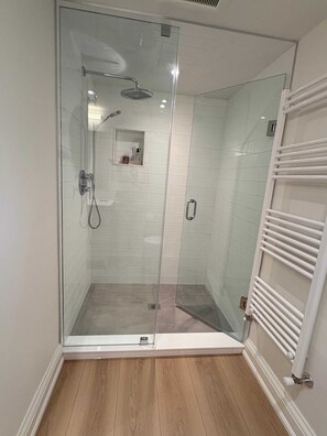 Bathroom - Newly Renovated Spacious Basement Apartment in High Park, Toronto (Toronto)