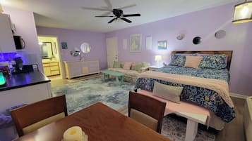 1 Schlafzimmer, BĂŒgeleisen/BĂŒgelbrett, kostenloses WLAN, BettwĂ€sche