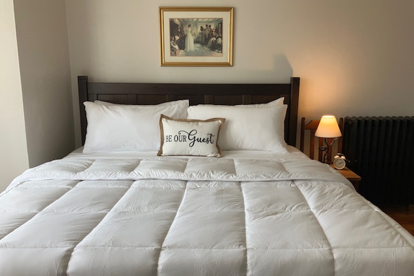 2 habitaciones, tabla de planchar con plancha y wifi gratis