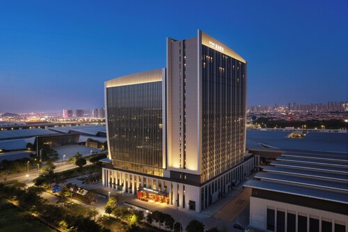 UrCove Foshan Tanzhou Exhibition Center