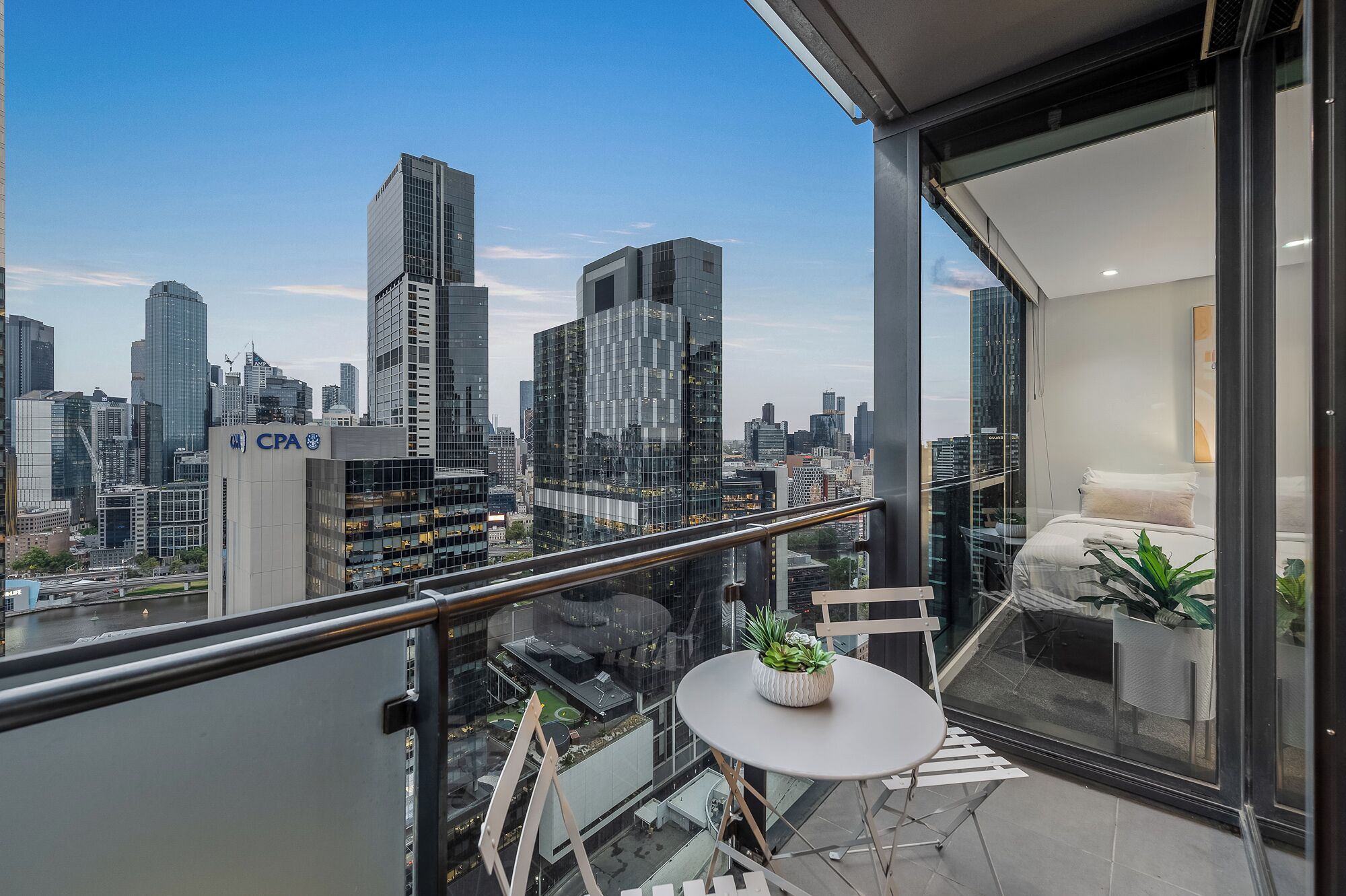 Deluxe Apartment, Balcony, City View | Terrace/patio