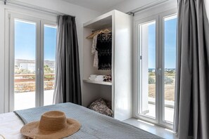 Room - Villa Margarita 3 Bedroom Villa With Private Pool and Sea View (Naxos)