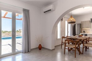 Dining - Villa Margarita 3 Bedroom Villa With Private Pool and Sea View (Naxos)