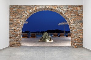 Terrace/patio - Villa Margarita 3 Bedroom Villa With Private Pool and Sea View (Naxos)