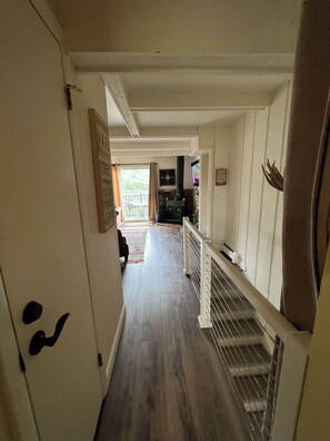 Interior - Quaint 1-bedroom condo overlooking Lake Dillon and Keystone Mountain (Dillon)