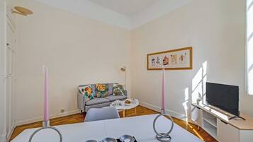 Apartment | Living area