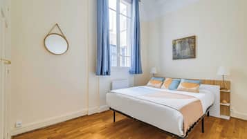 Apartment | 1 bedroom, laptop workspace, iron/ironing board, bed sheets