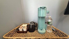 Kaffee und/oder Kaffeemaschine