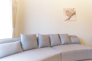 Interior - AQUA RESIDENCE Sangenjaya by Tranova 2 (Setagaya)