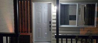 Serene 2-bedroom house with AC and garage in charming Potter.