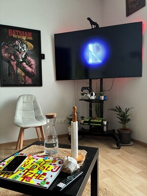 Interior - Vrbo Property (Oullins-Pierre-Bénite)