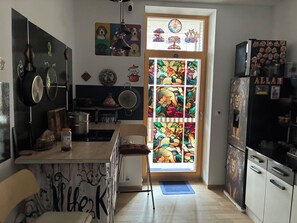 Private kitchen - Vrbo Property (Oullins-Pierre-Bénite)