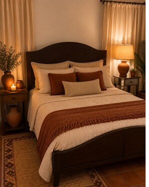 Room - 1929 Historical Spanish Villa in charming Toluca Lake North Hollywood (Los Angeles)
