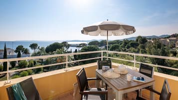 Apartment | Balcony