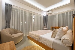 In-room safe, travel cot, free WiFi, bed sheets