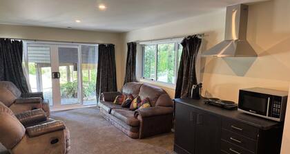 Spacious Premium Family Suite | Super-King + Bunks!