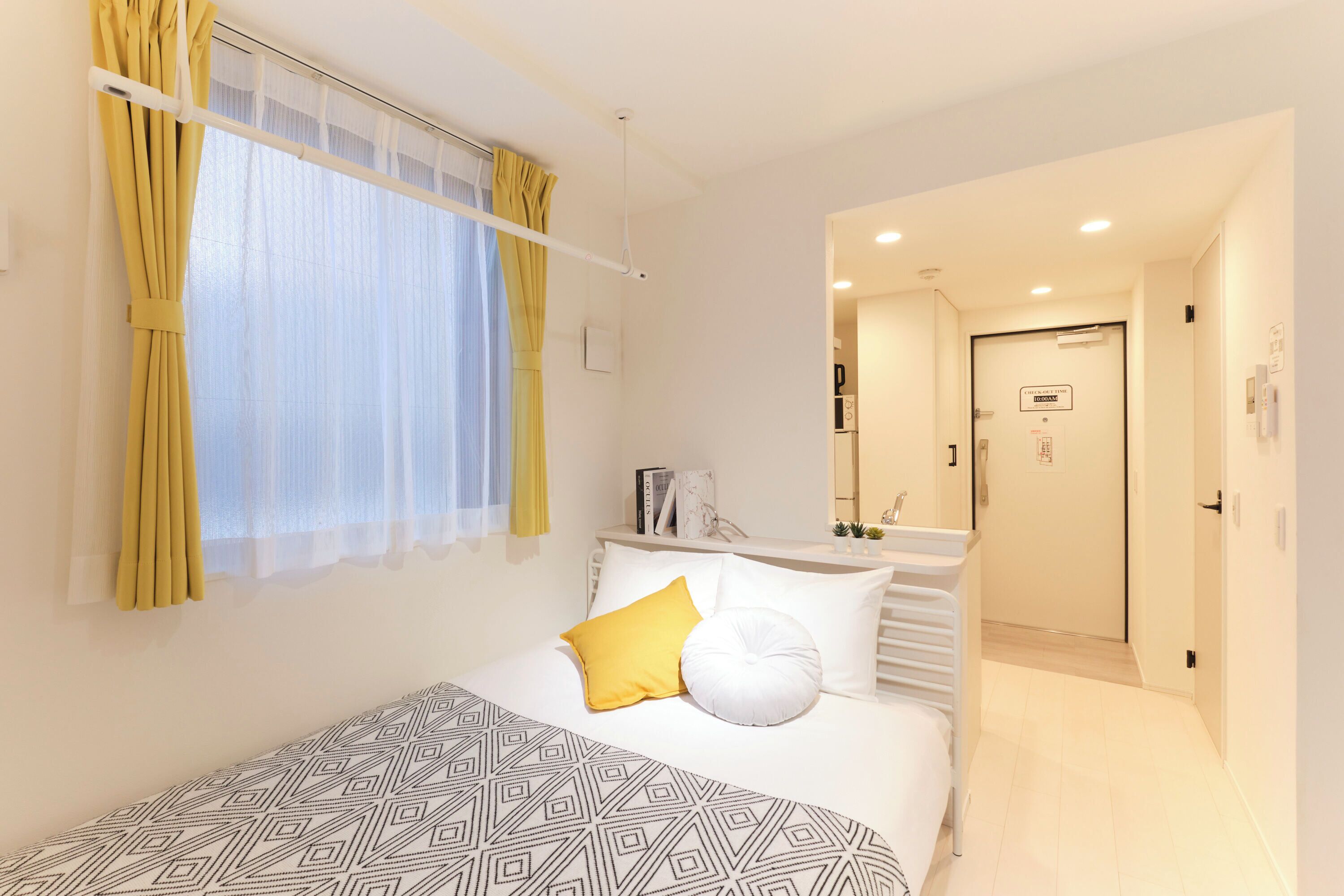 Apartment | Blackout drapes, free WiFi
